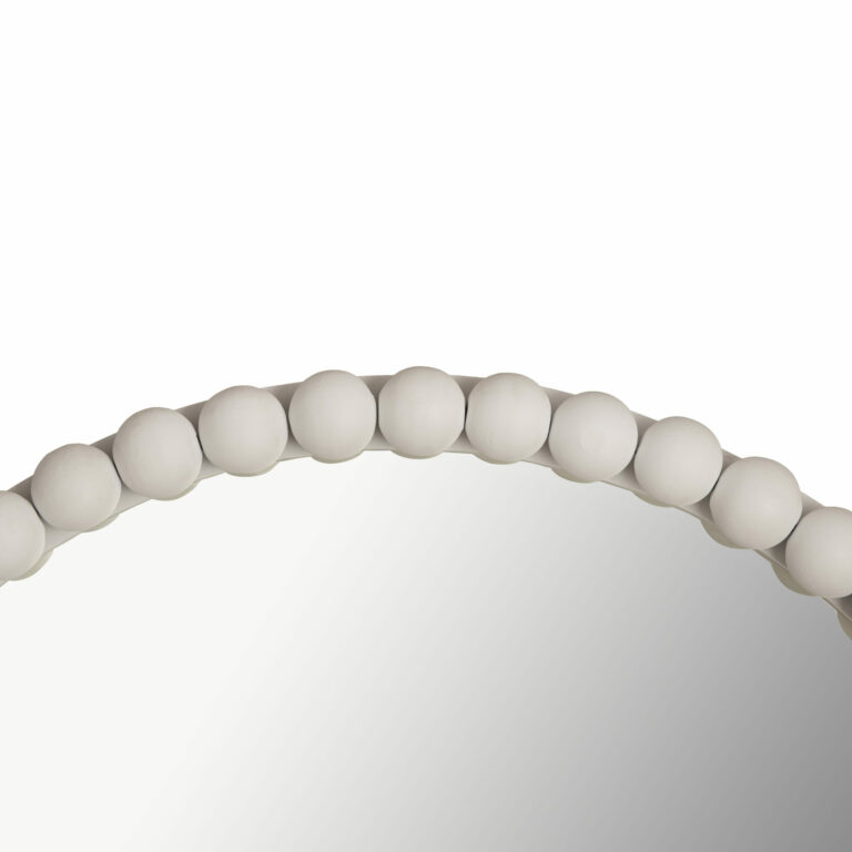 TOV-C18383.media.04 TOV-C18383.media.04