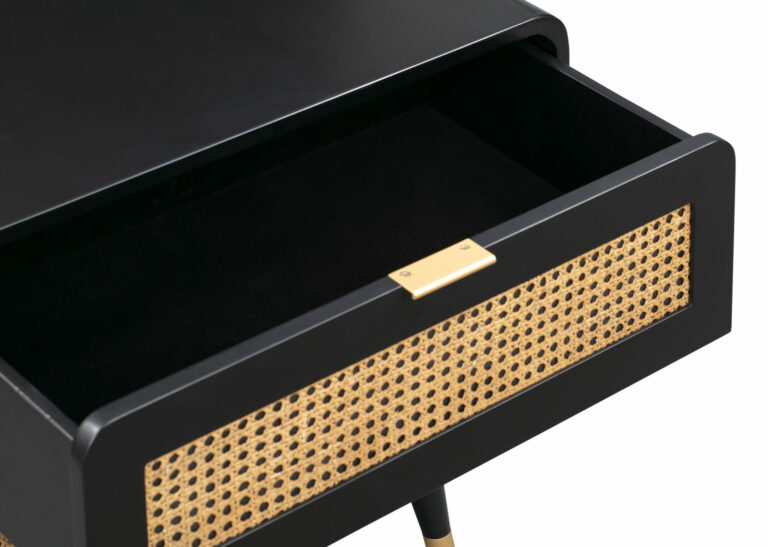 TOV-B44063.media.05 TOV-B44063.media.05