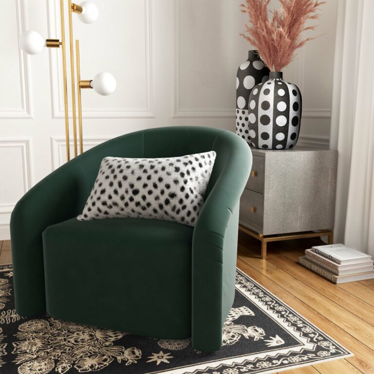 TOV-C5723.media.04 TOV-C5723.media.04