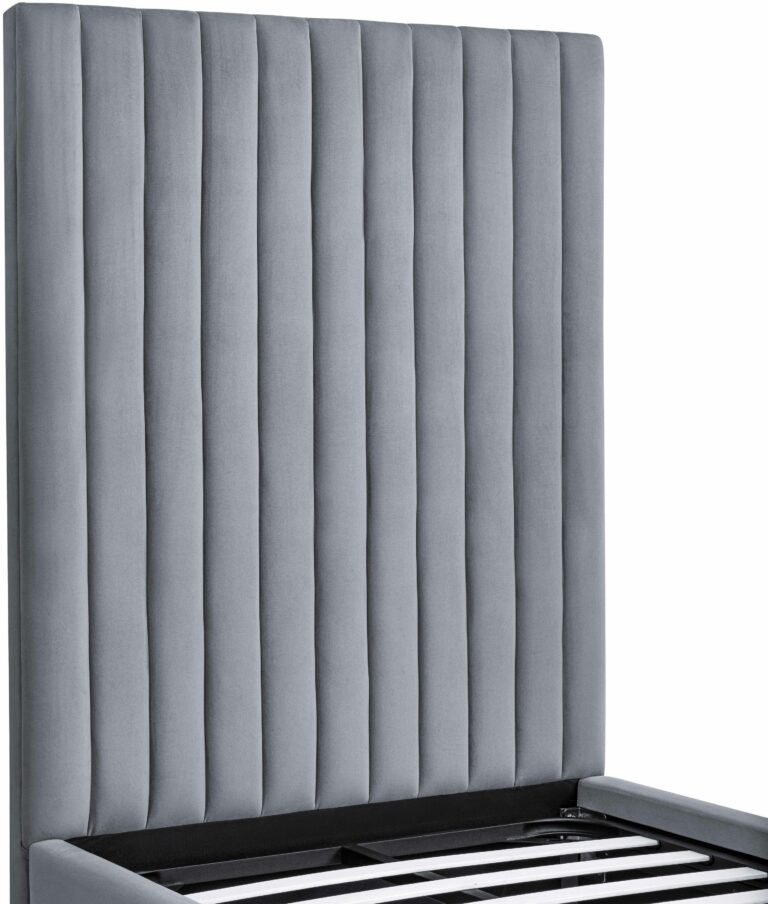 TOV-B126.media.04 TOV-B126.media.04